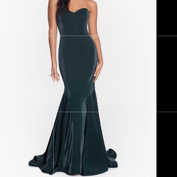 Strapless mermaid Gown for prom or wedding guest